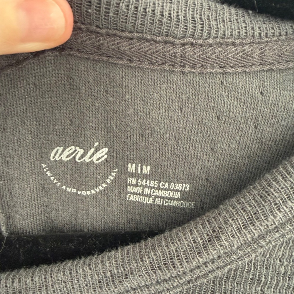 Aerie Charcoal Grey Long Sleeve Pocket Crewneck Pullover Sweatshirt Top Medium - Picture 6 of 7